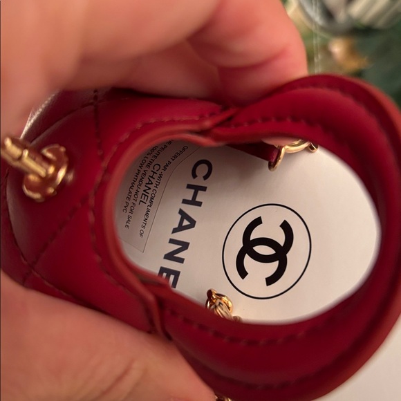 Chanel VIP Mini Bag - Picture 3 of 6